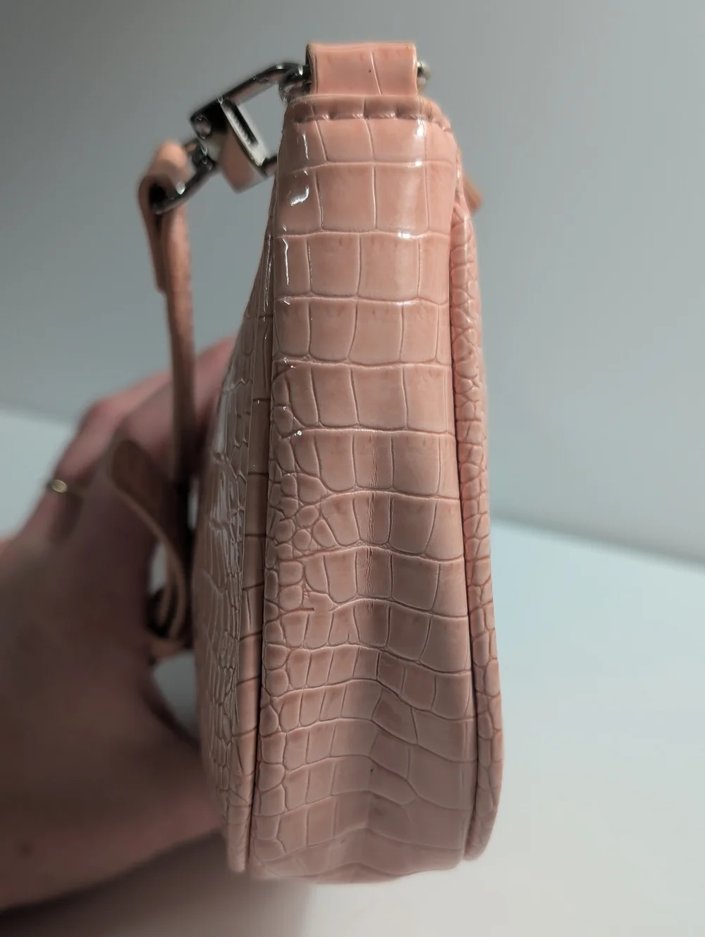 Light Pink Croc-Embossed Baguette Shoulder Bag Crossbody